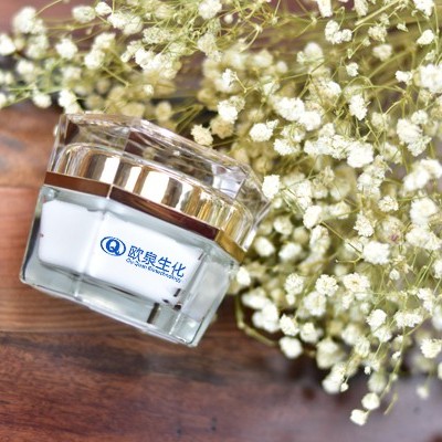 美妝廠家：你會看化妝品樣板嗎？